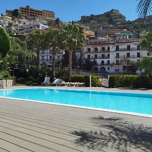 https://minerva-luxury-apartment-in-the-center-of-taormina.taorminaitalyhotels.com
